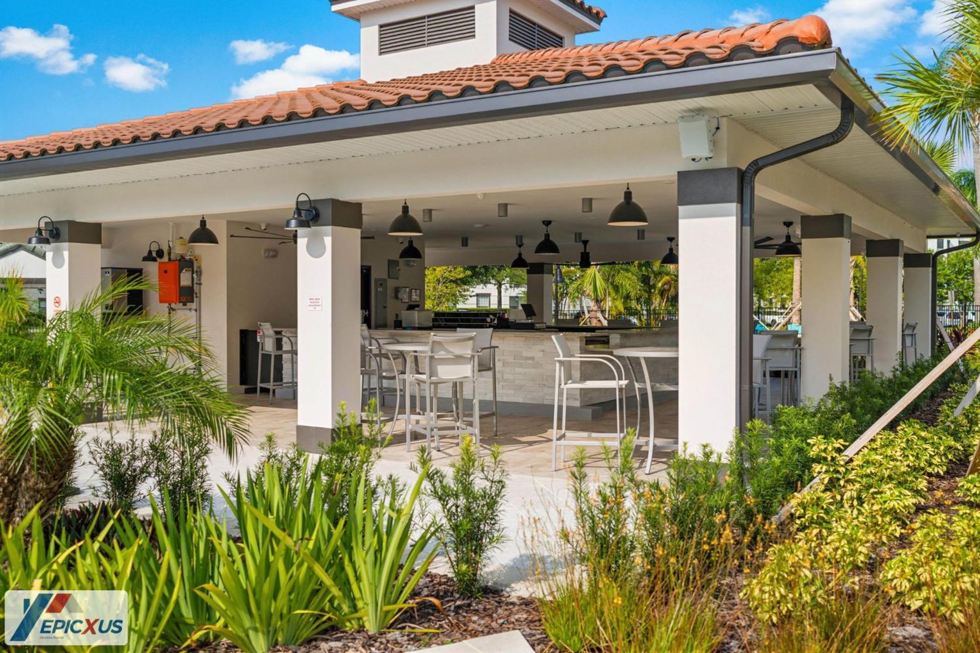The Epic London Vista Cay Orlando Next To The Club Apartment Exterior photo