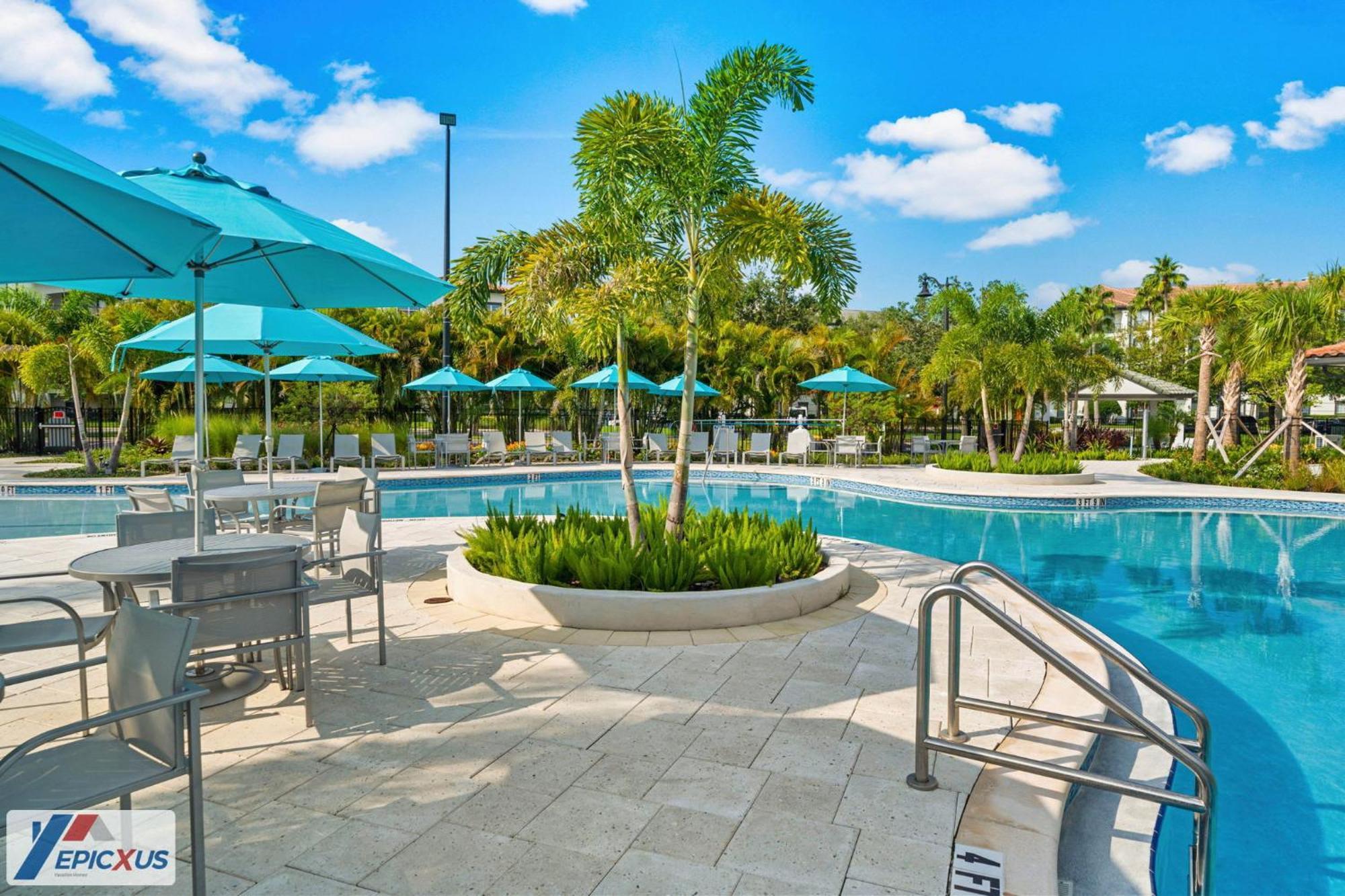 The Epic London Vista Cay Orlando Next To The Club Apartment Exterior photo