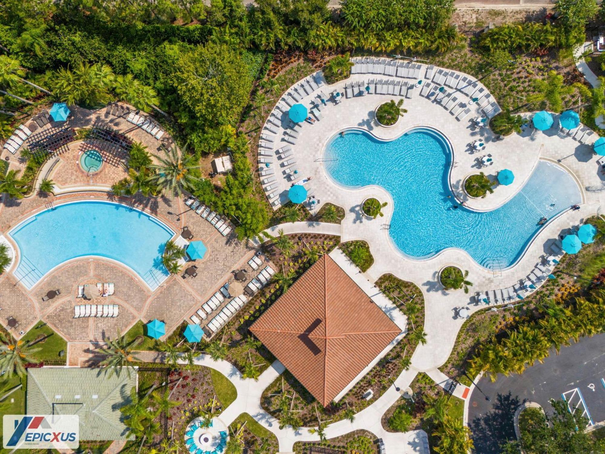 The Epic London Vista Cay Orlando Next To The Club Apartment Exterior photo